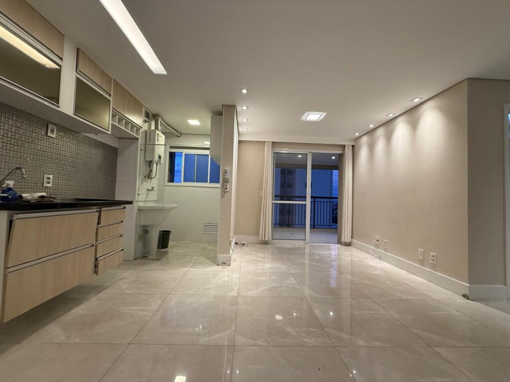 Apartamento Cidade Maia Praça / Torre Flamboyant — Cód. 0176