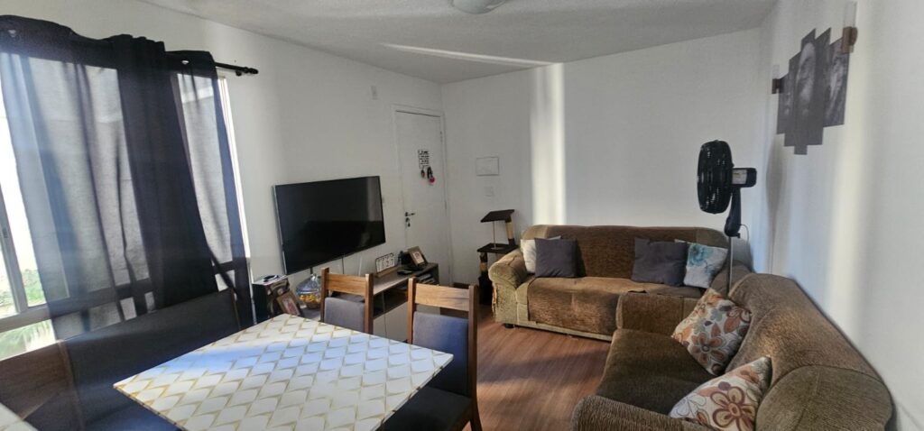 Apartamento Condomínio Parque Santa Clara — Cód. 0183