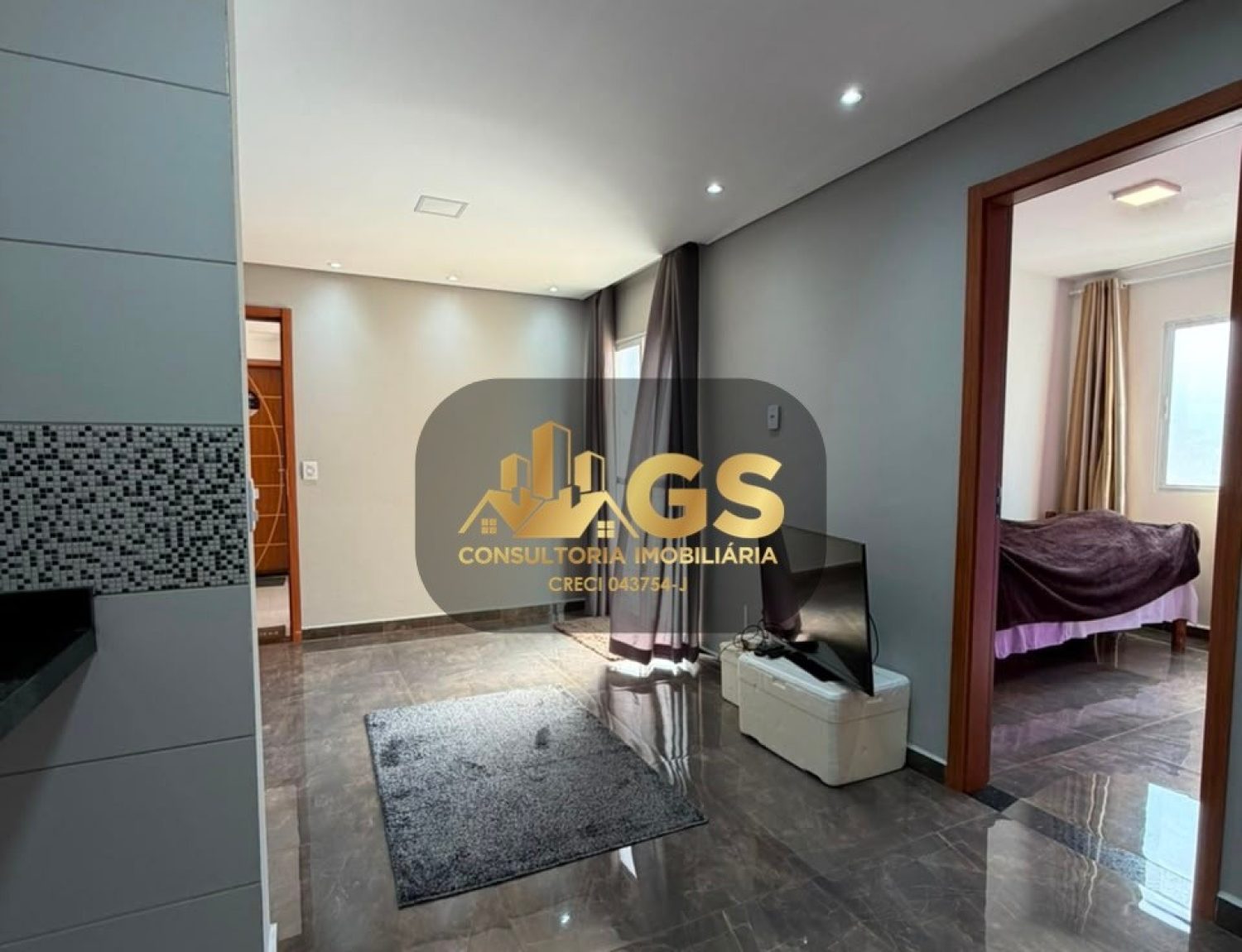 Apartamento Térreo Condomínio Parque das Flores — Cód. 0186 (11)